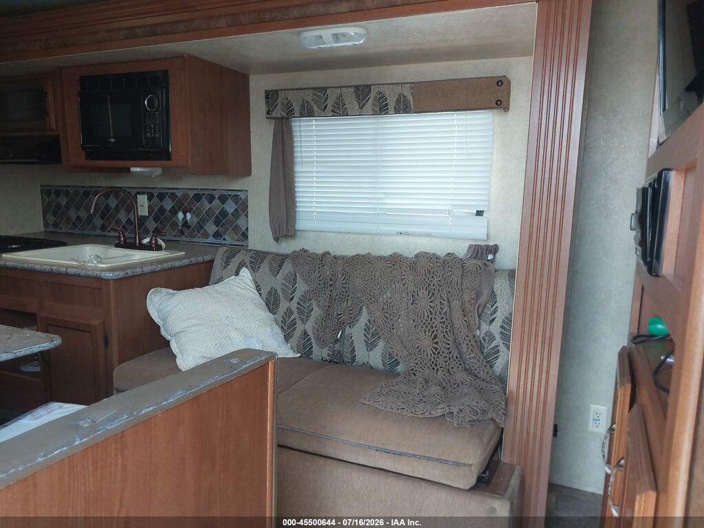 4X4TWDD21DR344432 2013 FOREST RIVER WILDWOOD photo no. 5
