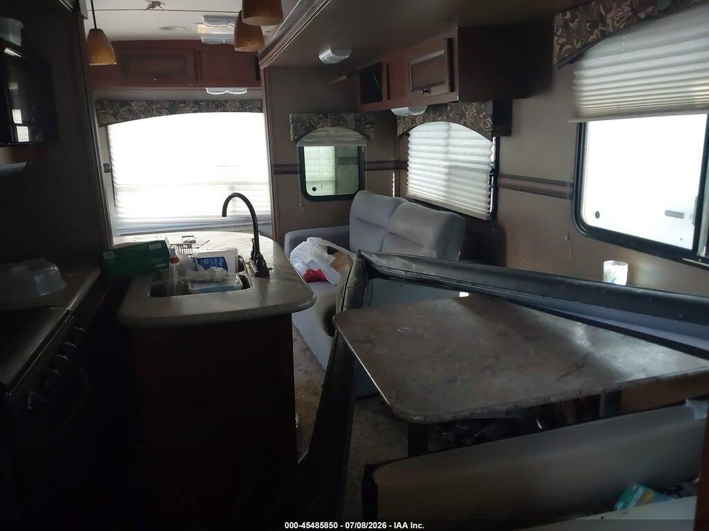 4X4TPAF26DN015676 2013 FOREST RIVER OTHER photo no. 8