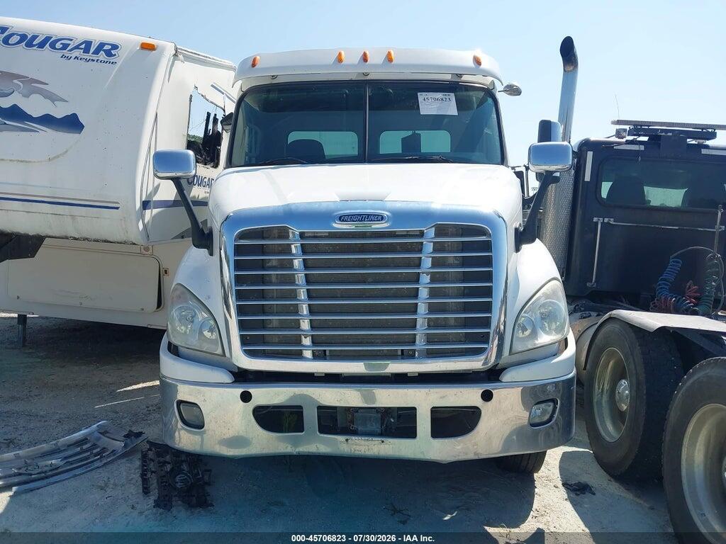 1FUJGBDV7DLFD0866 2013 FREIGHTLINER CASCADIA 113 photo no. 12
