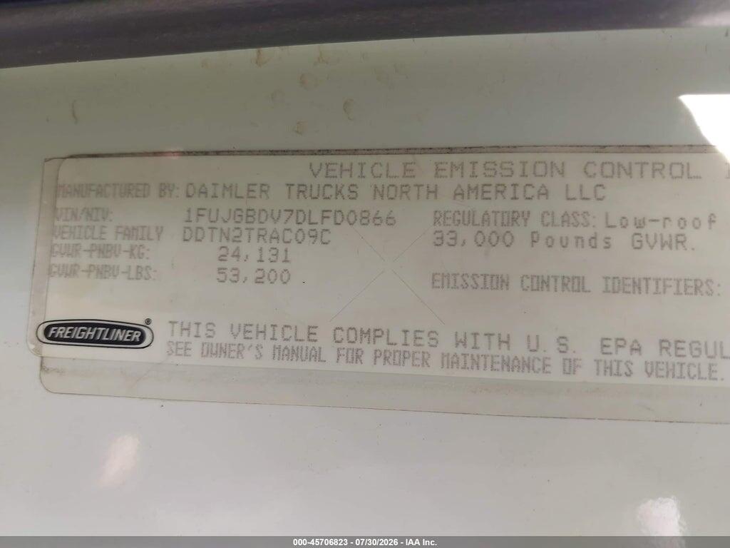 1FUJGBDV7DLFD0866 2013 FREIGHTLINER CASCADIA 113 photo no. 8