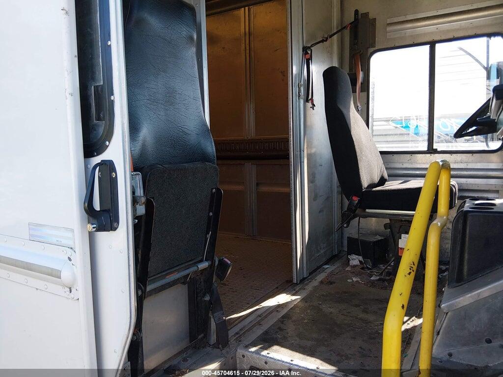 4UZAC3DVXDCFF6821 2013 FREIGHTLINER CHASSIS photo no. 10