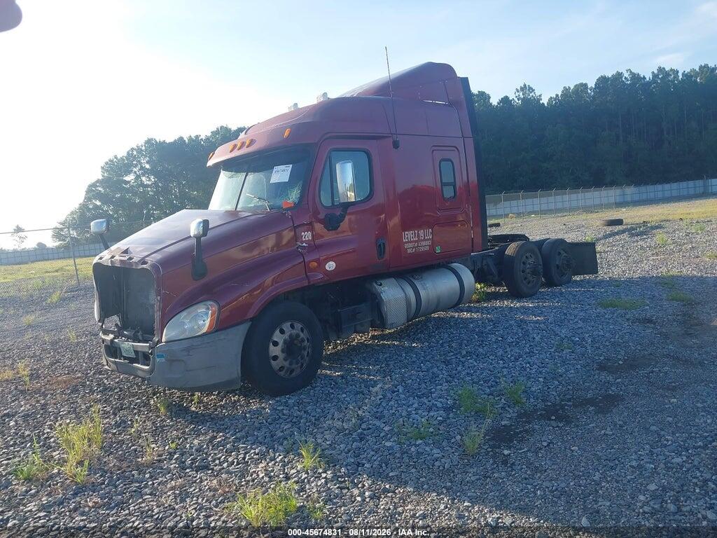1FUJGLBG2DLBW6967 2013 FREIGHTLINER CASCADIA 125 photo no. 2
