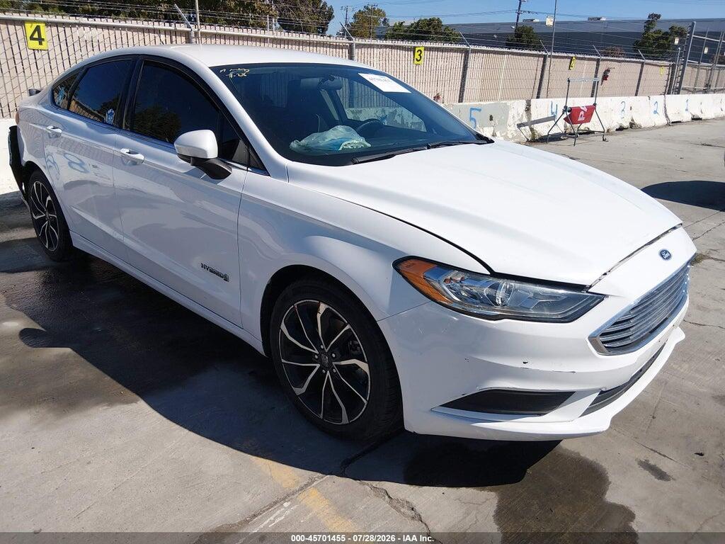 3FA6P0LU7HR358475 2017 FORD FUSION HYBRID photo no. 1