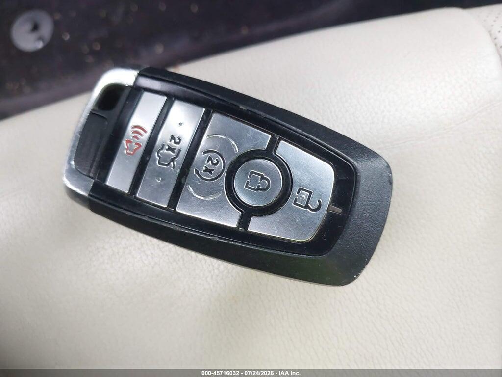 3FA6P0RU4HR222747 2017 FORD FUSION HYBRID photo no. 11