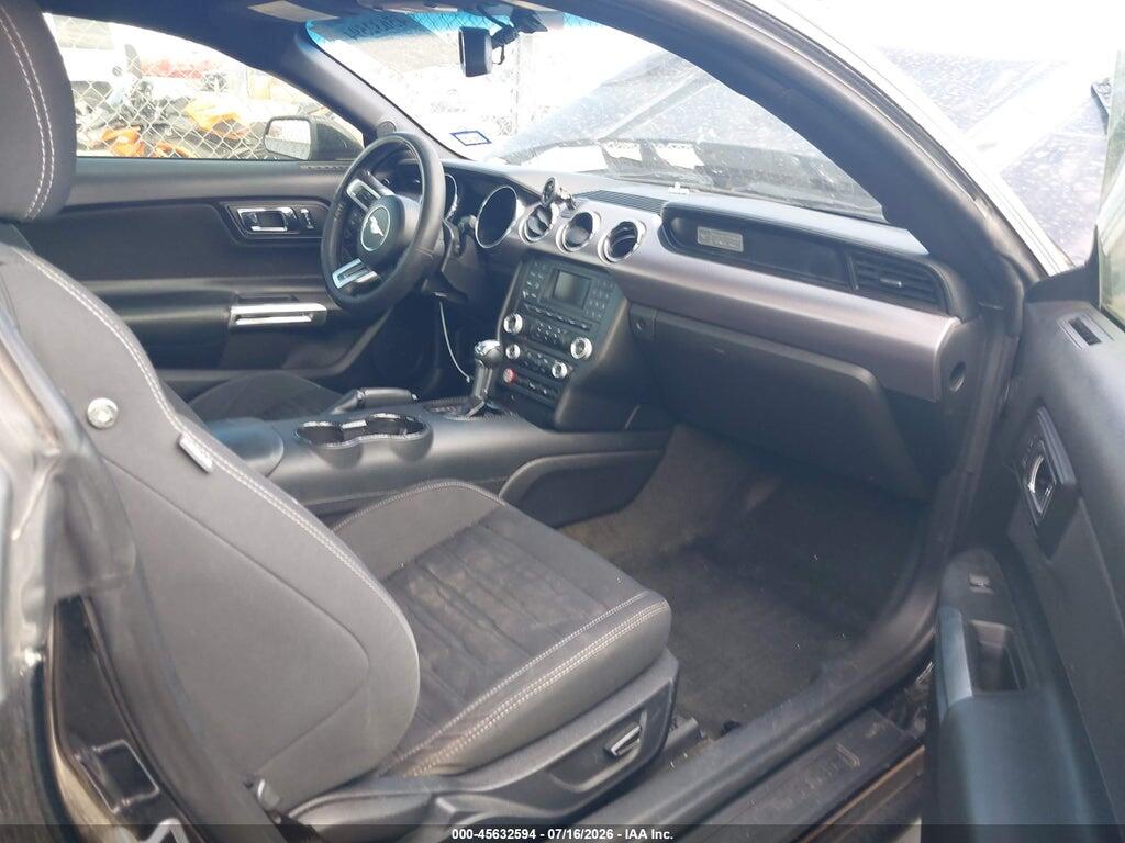 1FA6P8CF3H5335925 2017 FORD MUSTANG photo no. 5