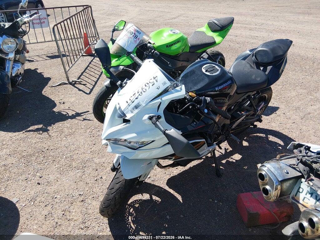ML5ZXCS14TDA50470 2026 KAWASAKI ZX400 photo no. 2