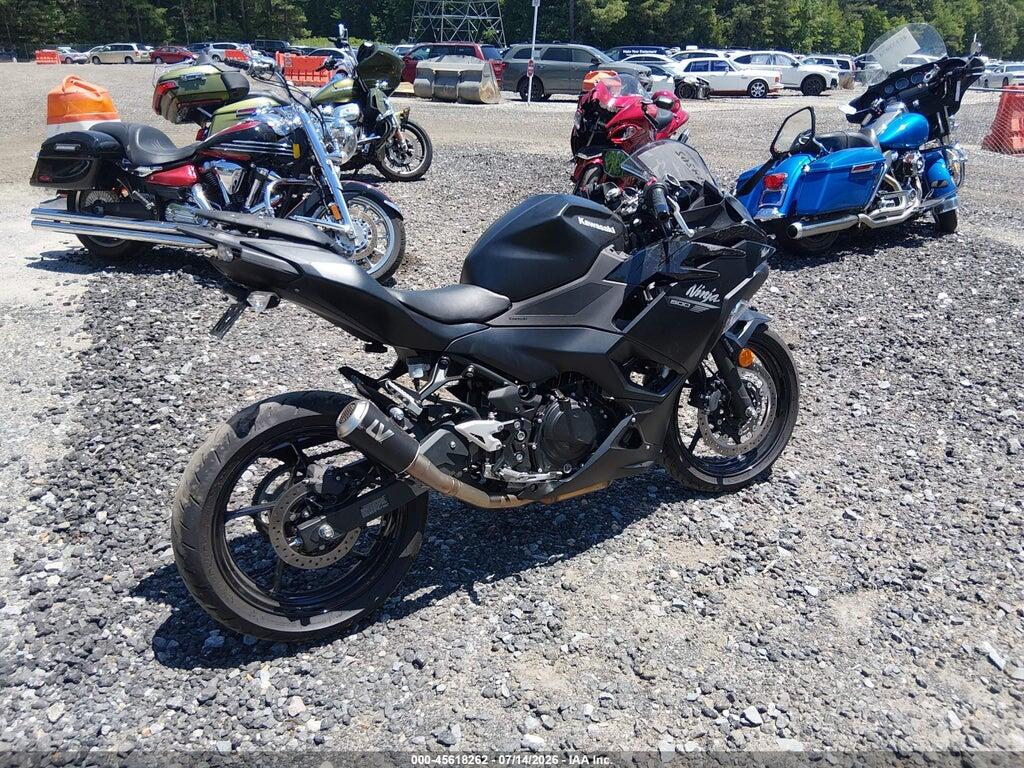 ML5EXGG11TDA91993 2026 KAWASAKI EX500 photo no. 4