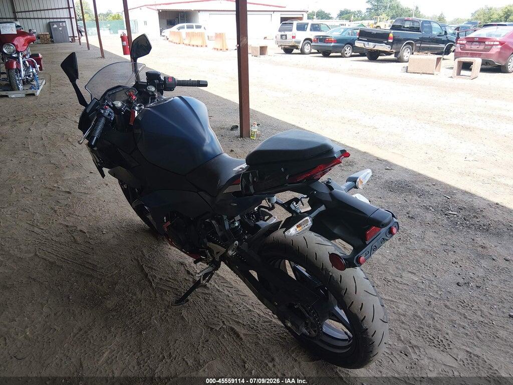 ML5EXGG18TDA77086 2026 KAWASAKI EX500 photo no. 6