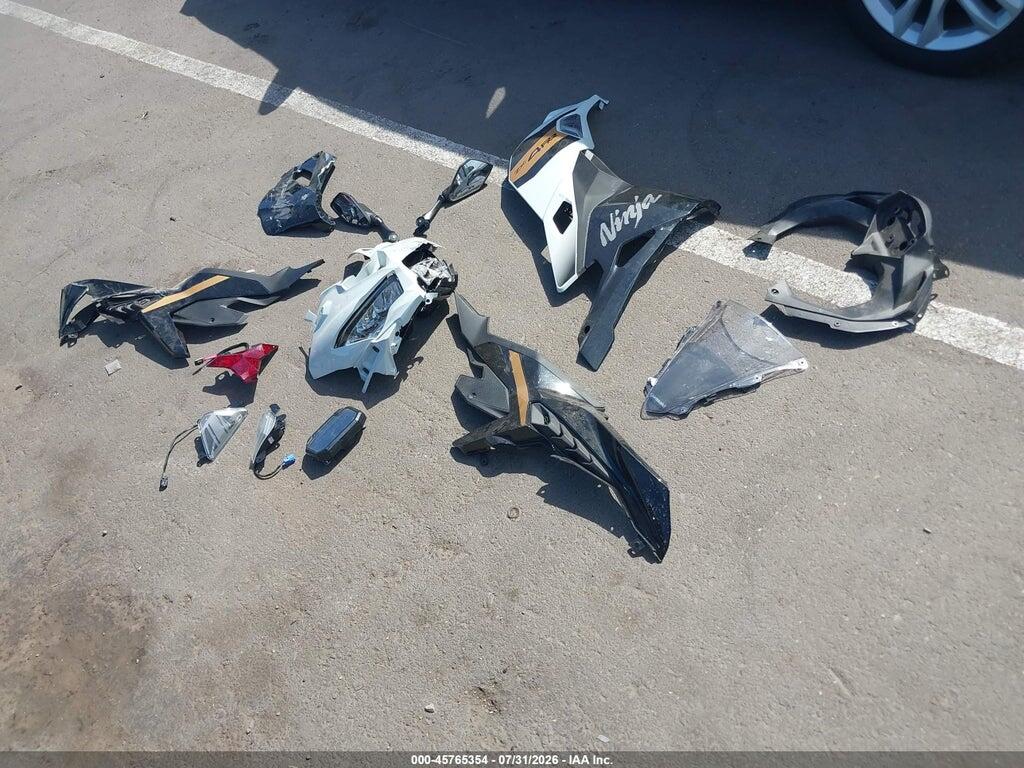 ML5ZXCS1XTDA53521 2026 KAWASAKI ZX400 photo no. 12
