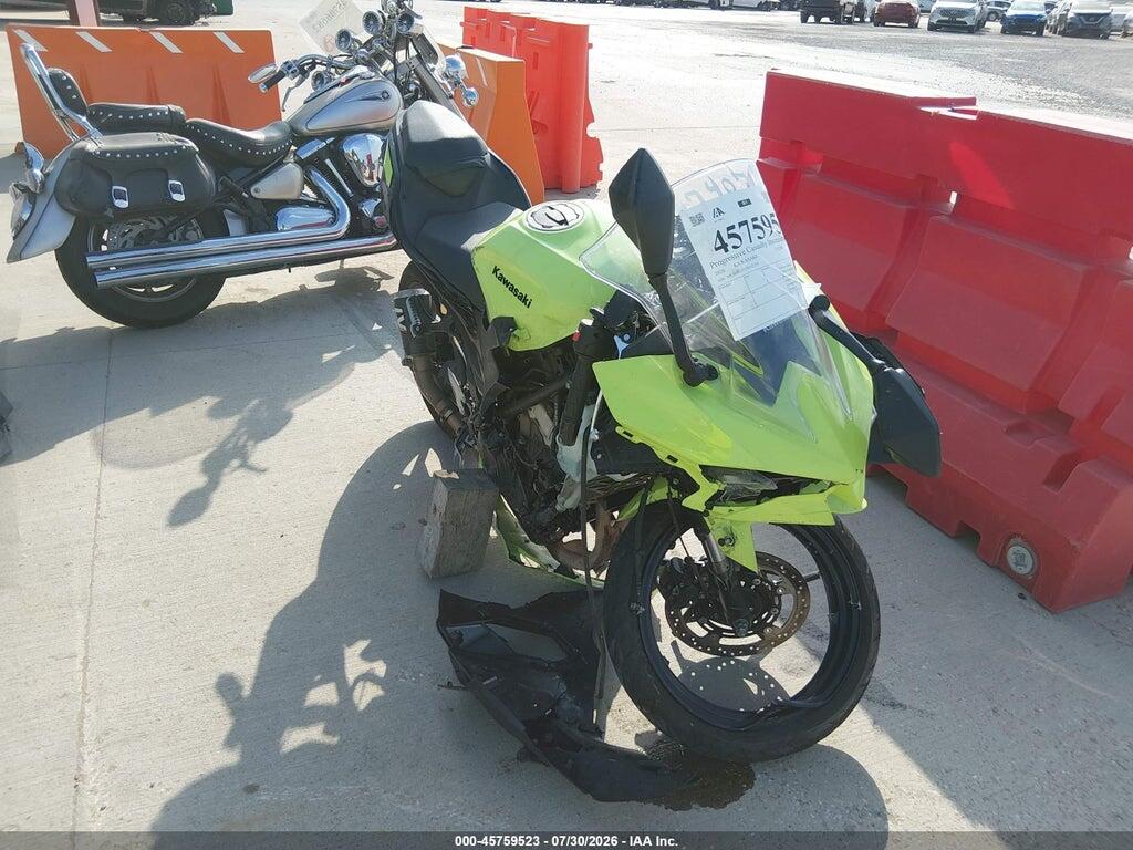 ML5EXGJ13TDA73195 2026 KAWASAKI EX500 photo no. 1