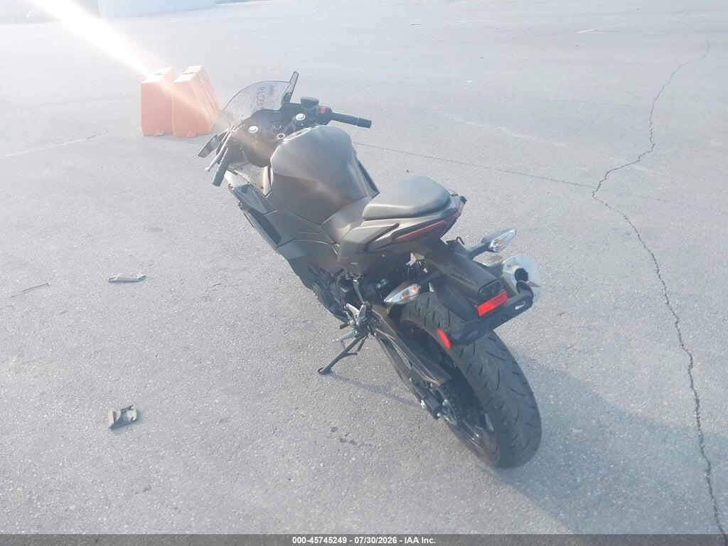 ML5EXGH19TDA91464 2026 KAWASAKI EX500 photo no. 3