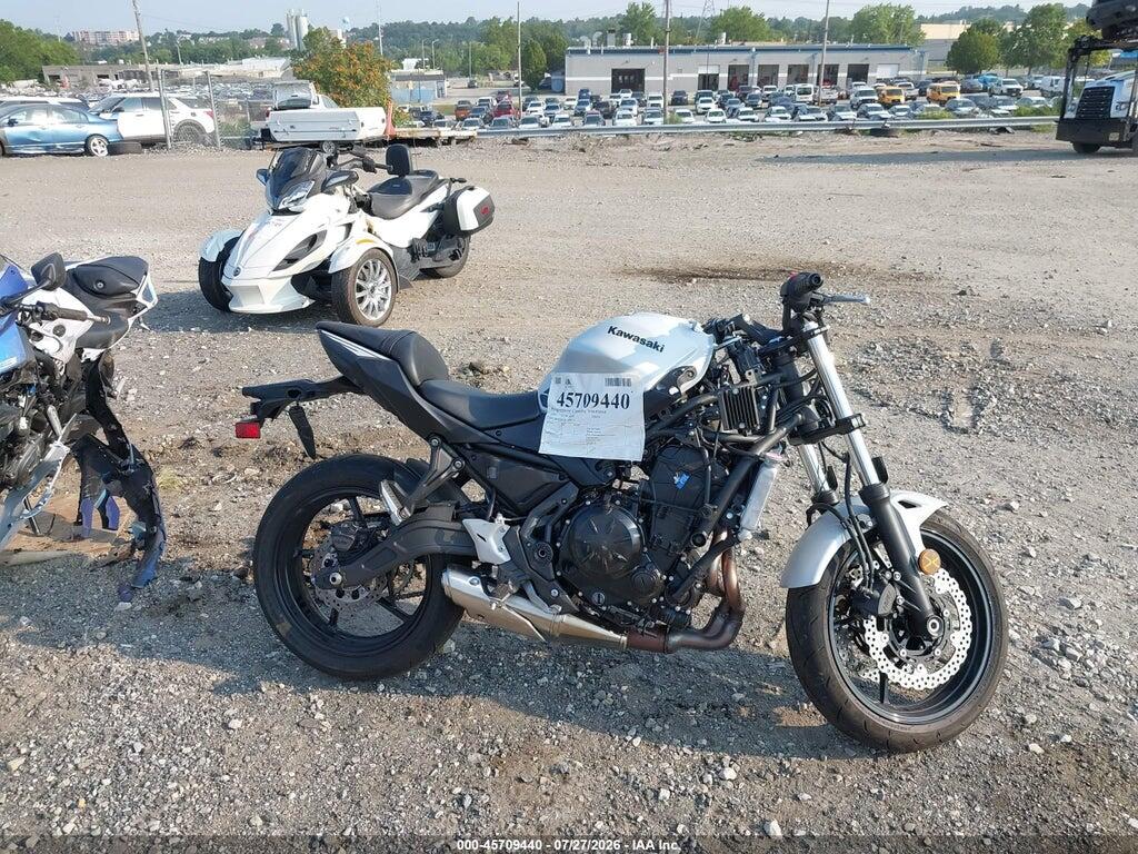 ML5EXEP1XTDAG9975 2026 KAWASAKI EX650 photo no. 12