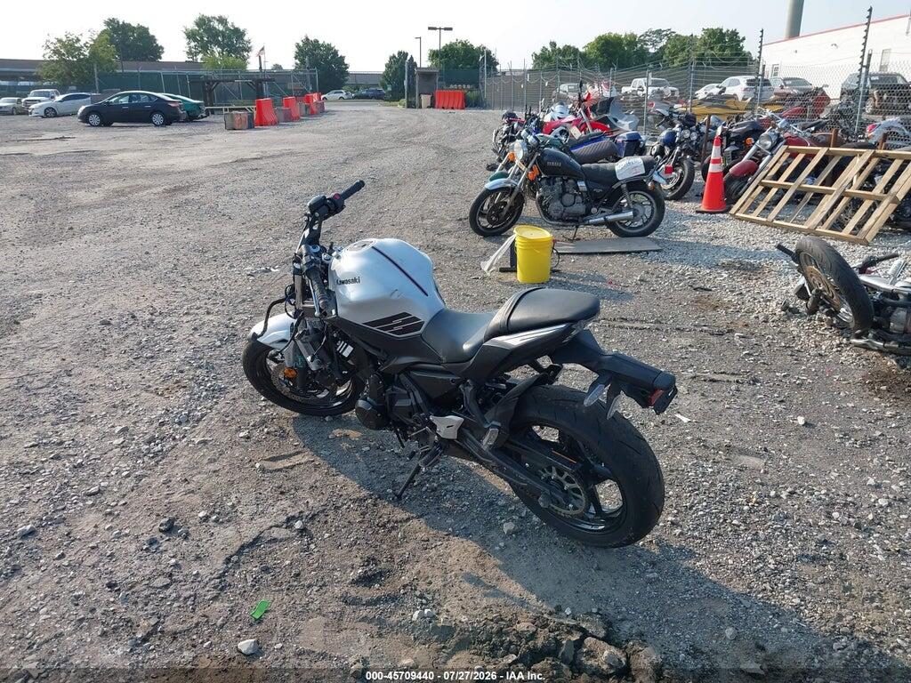 ML5EXEP1XTDAG9975 2026 KAWASAKI EX650 photo no. 3