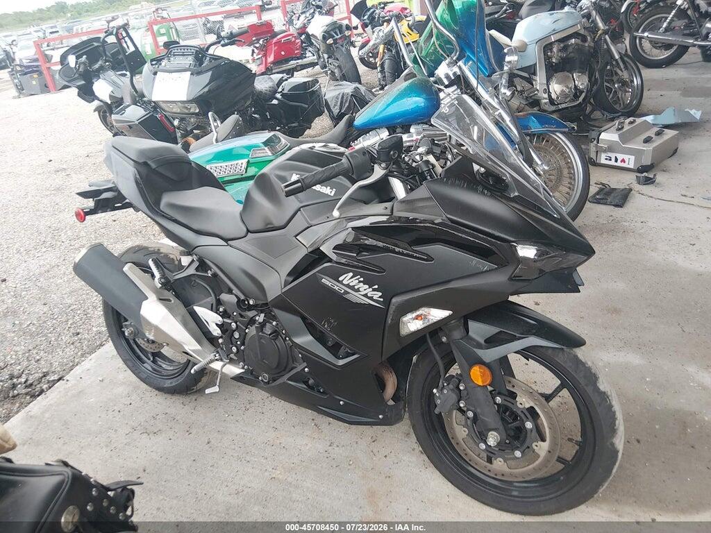 ML5EXGH18TDA73327 2026 KAWASAKI EX500 photo no. 12