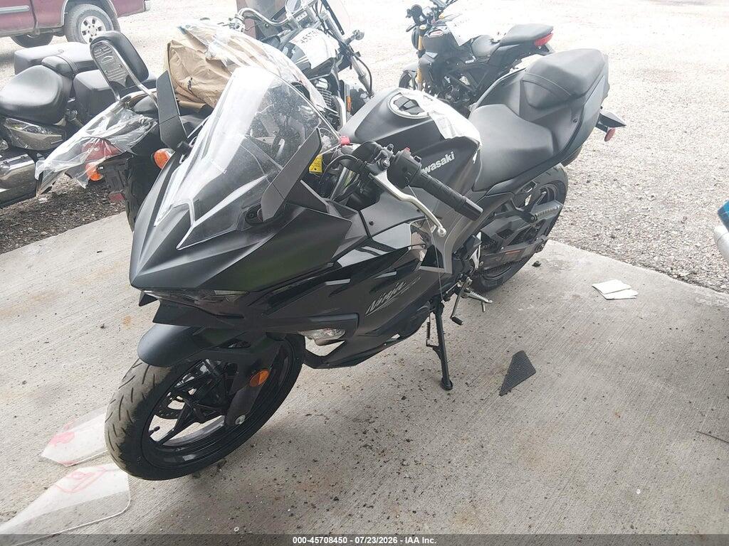 ML5EXGH18TDA73327 2026 KAWASAKI EX500 photo no. 2