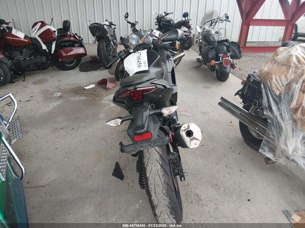 ML5EXGH18TDA73327 2026 KAWASAKI EX500 photo no. 6