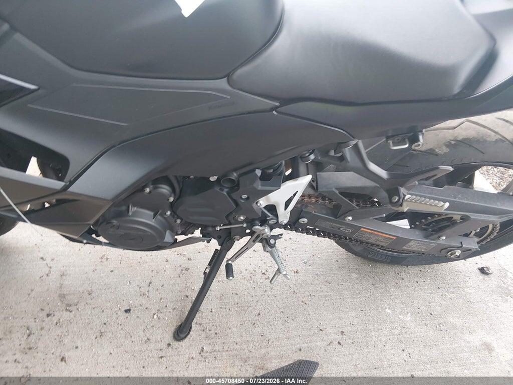ML5EXGH18TDA73327 2026 KAWASAKI EX500 photo no. 9