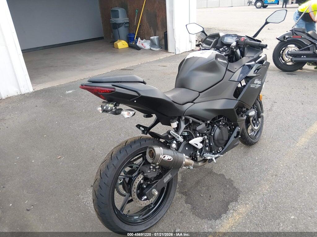 ML5EXGH18TDA73439 2026 KAWASAKI EX500 photo no. 4