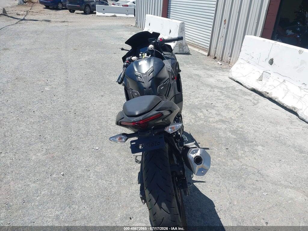 ML5EXGH17TDA73464 2026 KAWASAKI EX500 photo no. 6