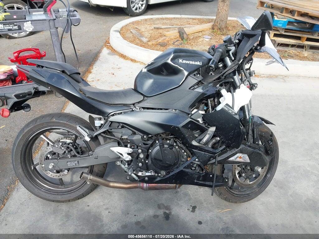 ML5EXGG19TDA95015 2026 KAWASAKI EX500 photo no. 12