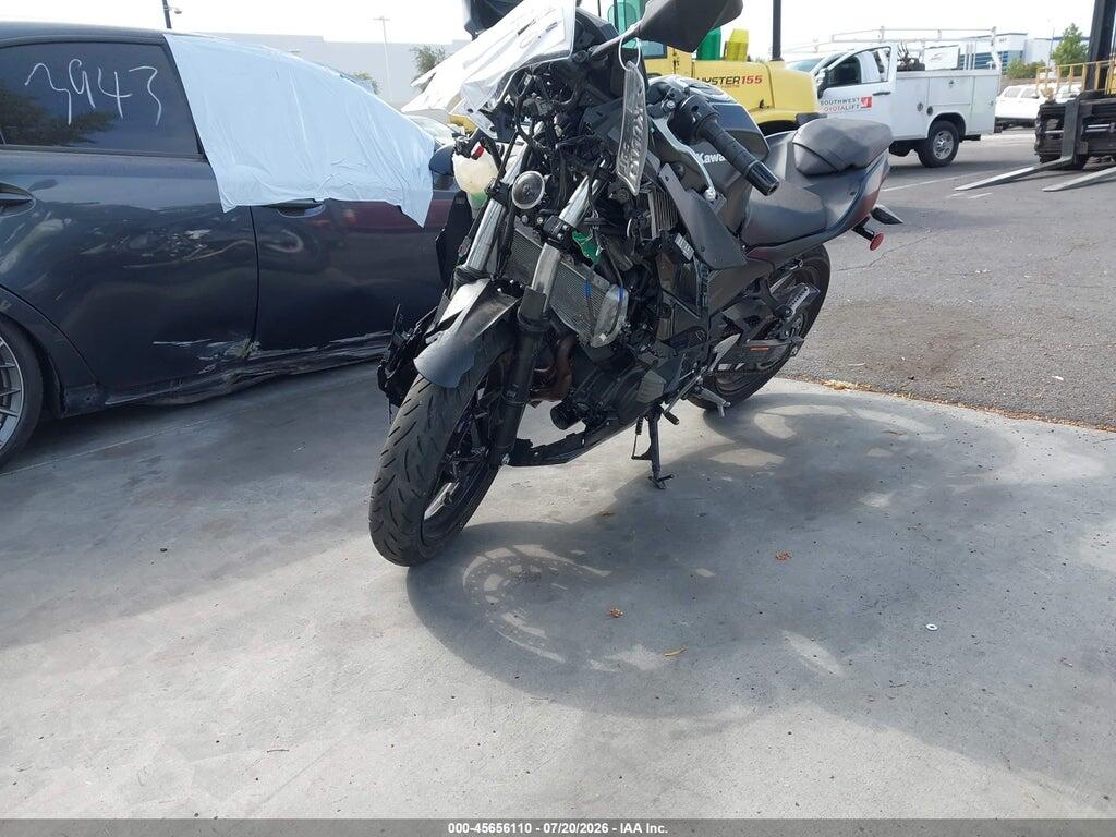 ML5EXGG19TDA95015 2026 KAWASAKI EX500 photo no. 2