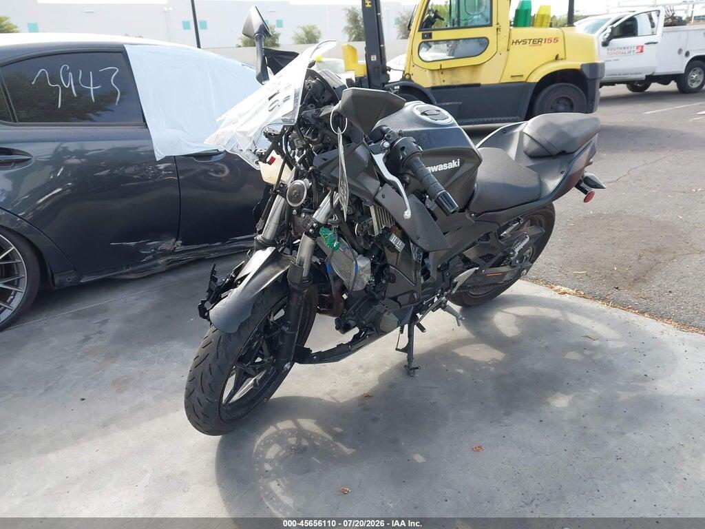 ML5EXGG19TDA95015 2026 KAWASAKI EX500 photo no. 9