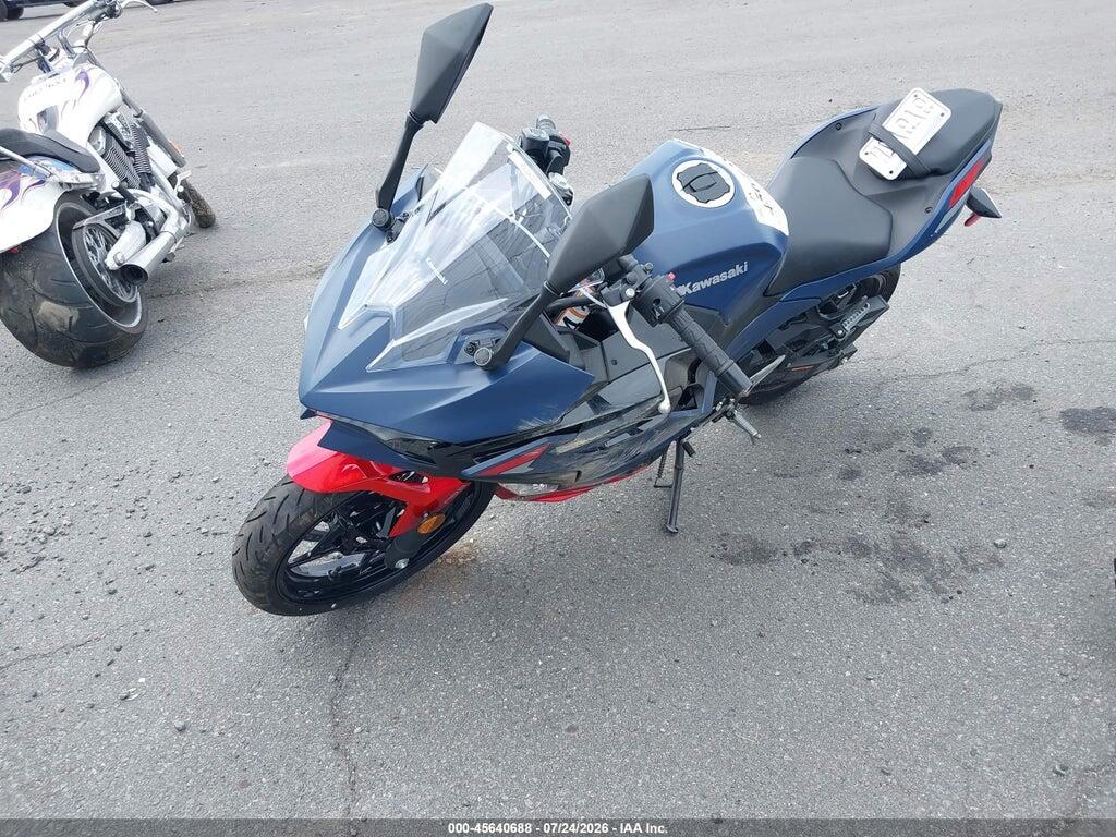 ML5EXGG1XTDA82239 2026 KAWASAKI EX500 photo no. 2