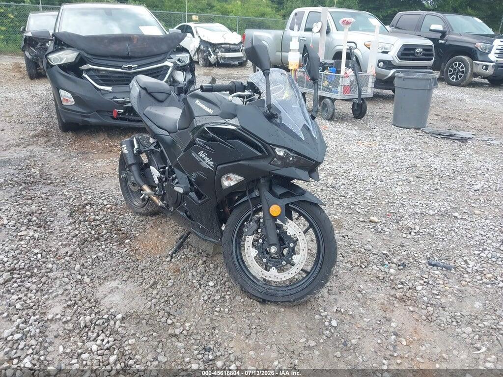 ML5EXGH1XTDA79064 2026 KAWASAKI EX500 photo no. 1
