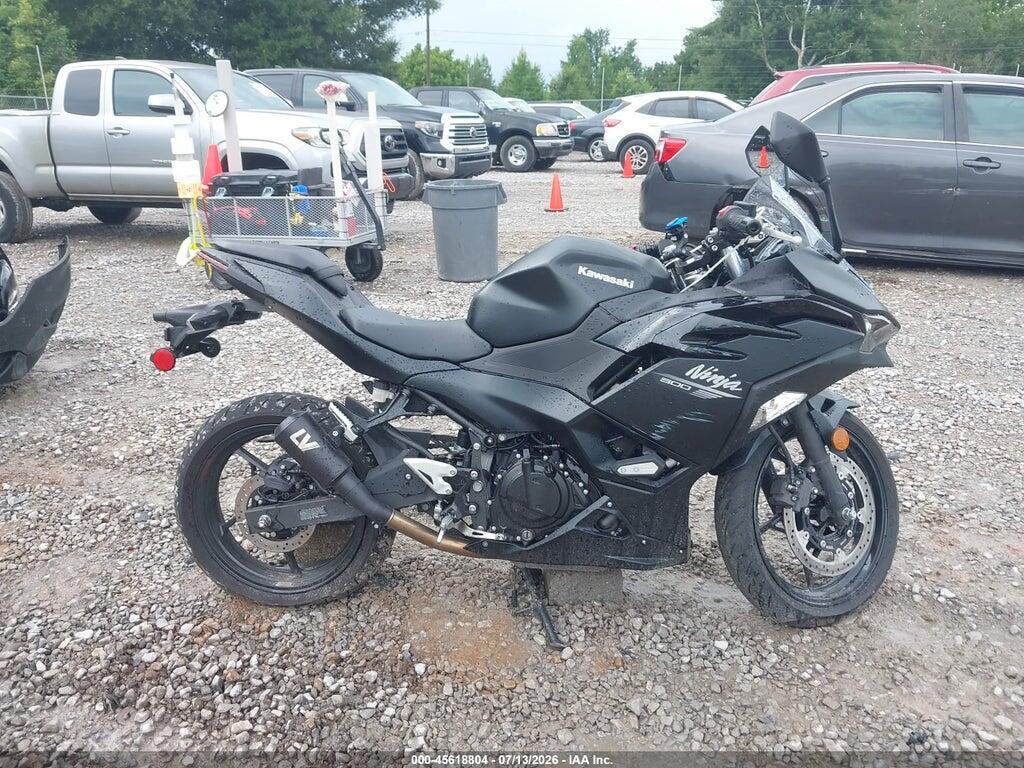 ML5EXGH1XTDA79064 2026 KAWASAKI EX500 photo no. 12