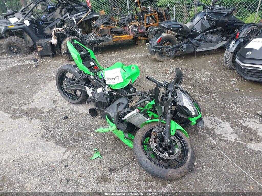 ML5EXEP11TDAG9377 2026 KAWASAKI EX650 photo no. 1