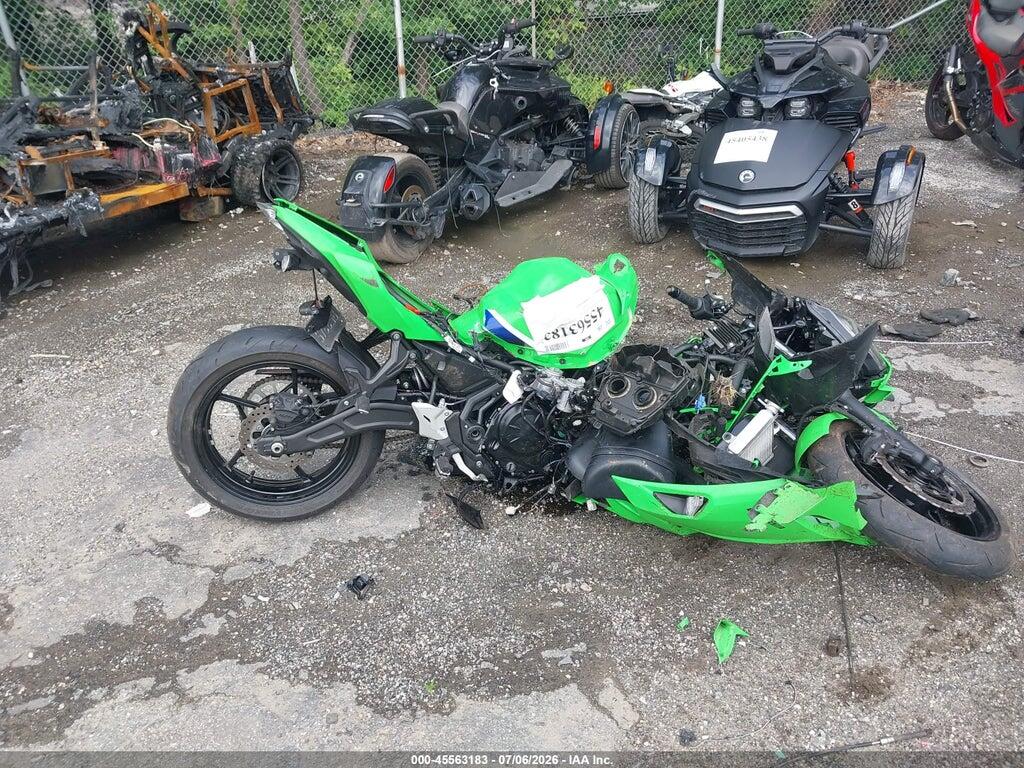 ML5EXEP11TDAG9377 2026 KAWASAKI EX650 photo no. 11