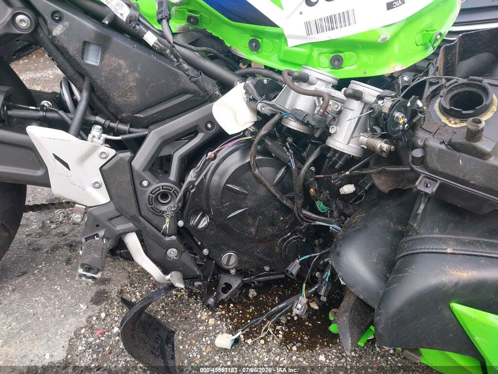 ML5EXEP11TDAG9377 2026 KAWASAKI EX650 photo no. 8
