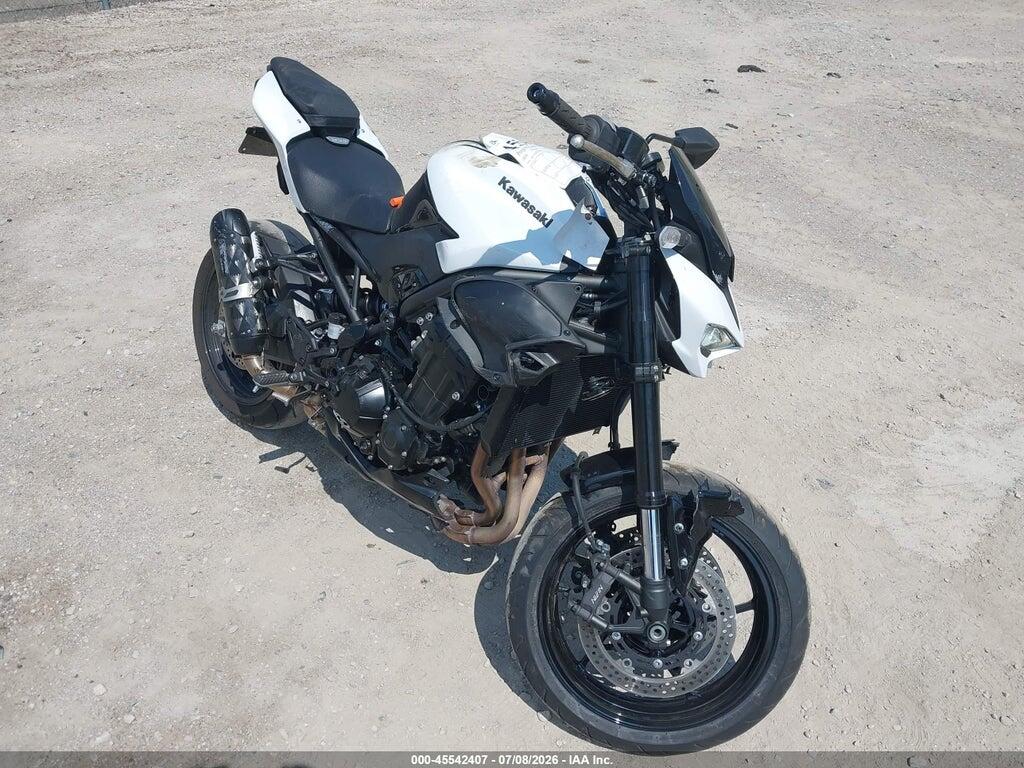 ML5ZRDS17TDA10027 2026 KAWASAKI ZR900 photo no. 1
