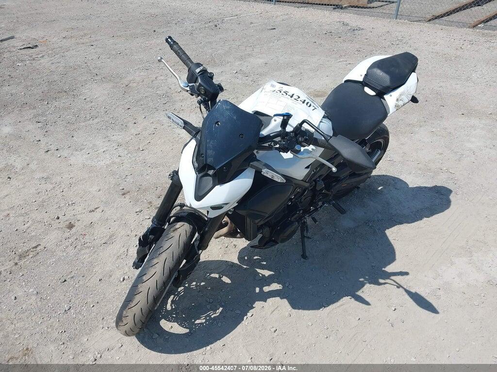 ML5ZRDS17TDA10027 2026 KAWASAKI ZR900 photo no. 2