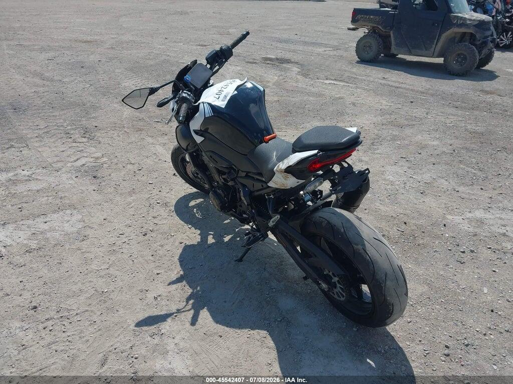 ML5ZRDS17TDA10027 2026 KAWASAKI ZR900 photo no. 3