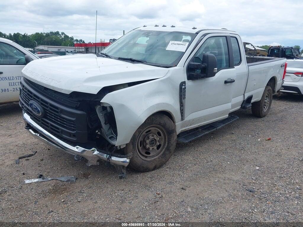 1FT7X2BA7SED96252 2025 FORD F-250 photo no. 2