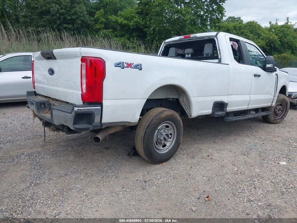 1FT7X2BA7SED96252 2025 FORD F-250 photo no. 4