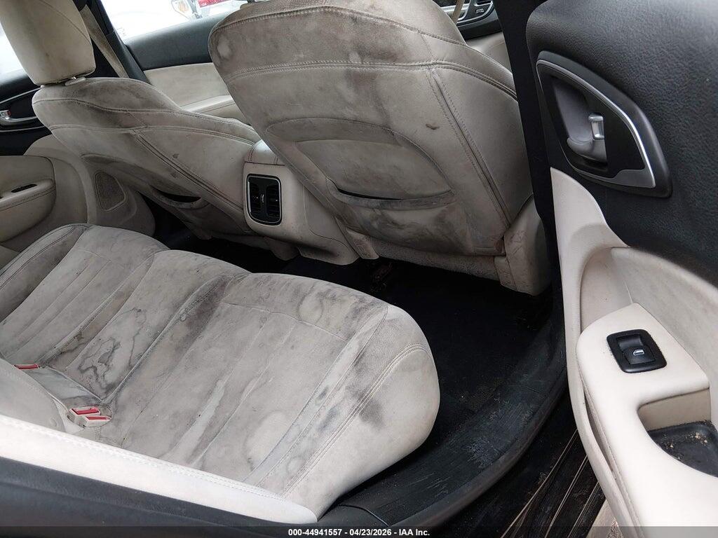 1C3CCCAB8FN614980 2015 CHRYSLER 200 photo no. 8