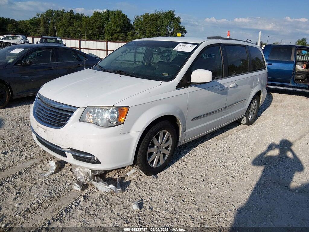 2C4RC1BG7FR538952 2015 CHRYSLER TOWN & COUNTRY photo no. 2