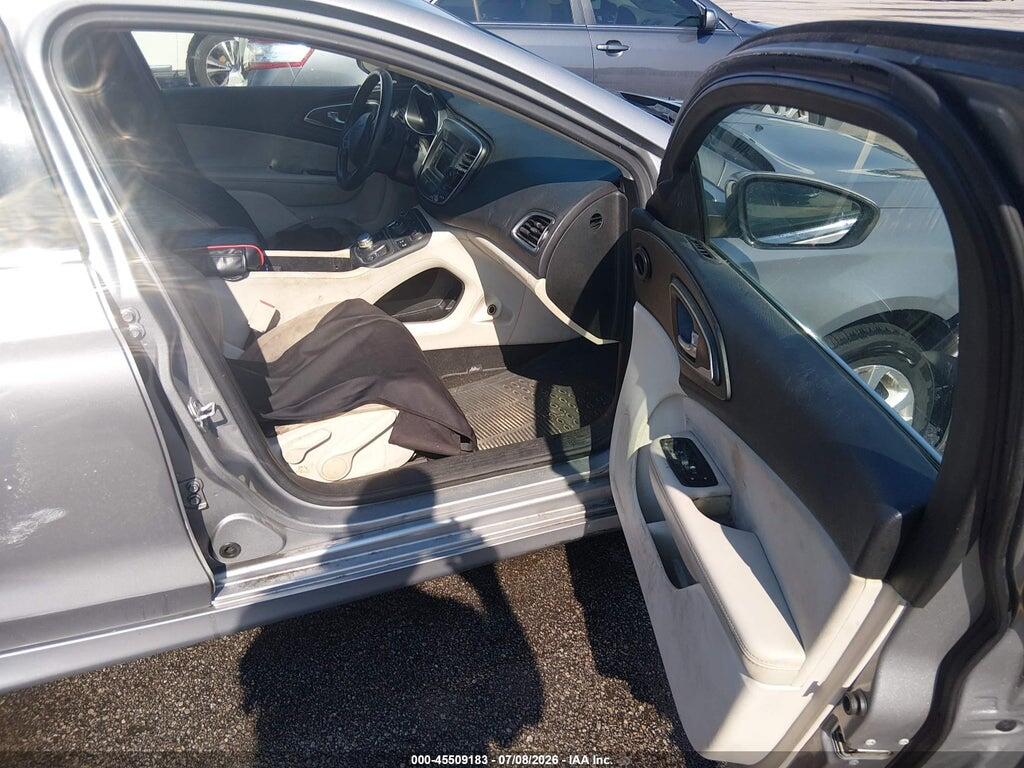 1C3CCCABXFN666286 2015 CHRYSLER 200 photo no. 5
