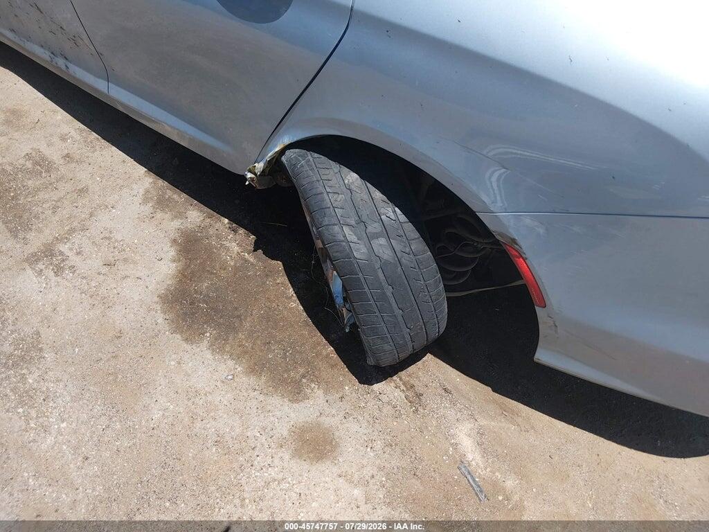 1C3CCCEG3FN648637 2015 CHRYSLER 200 photo no. 6