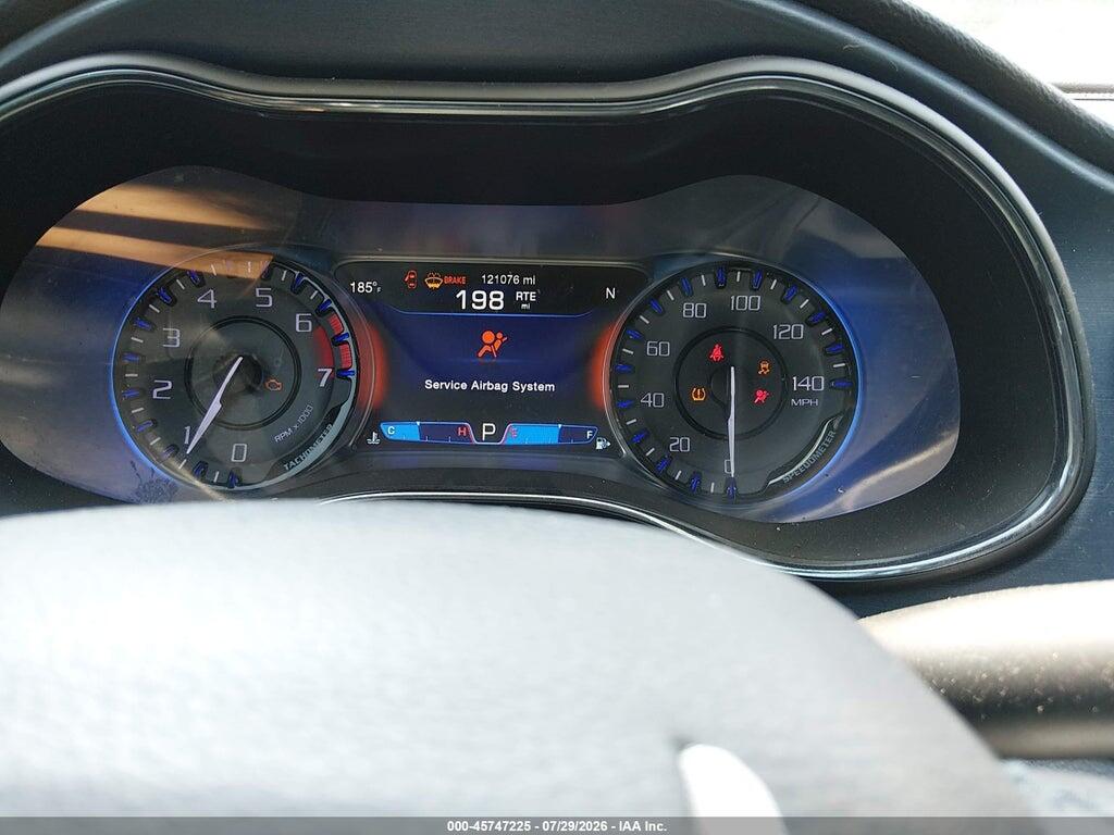 1C3CCCBB7FN555161 2015 CHRYSLER 200 photo no. 7