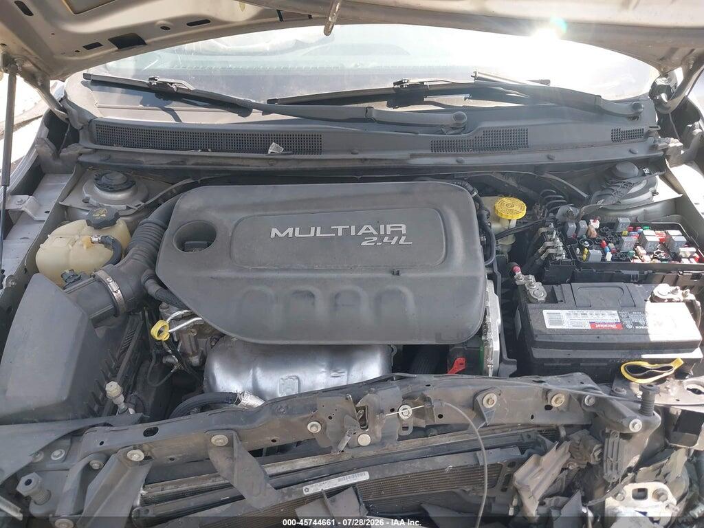 1C3CCCAB5FN617383 2015 CHRYSLER 200 photo no. 10