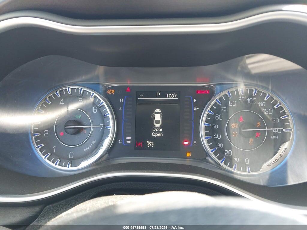 1C3CCCAB9FN612946 2015 CHRYSLER 200 photo no. 7