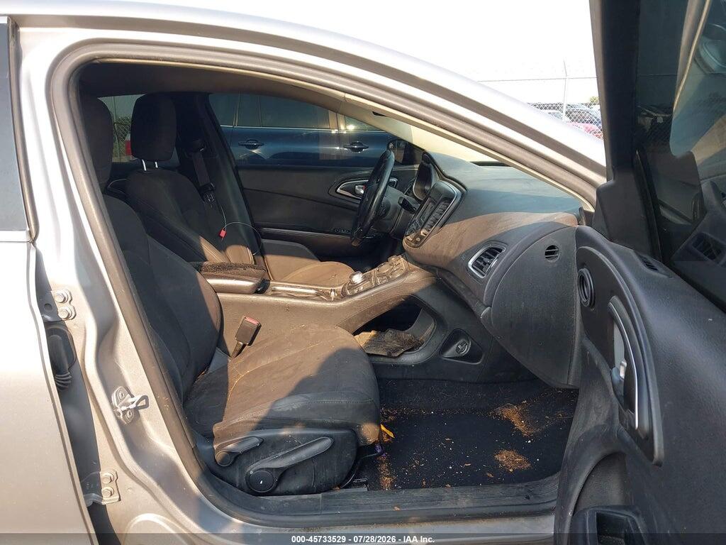 1C3CCCAB7FN617305 2015 CHRYSLER 200 photo no. 5