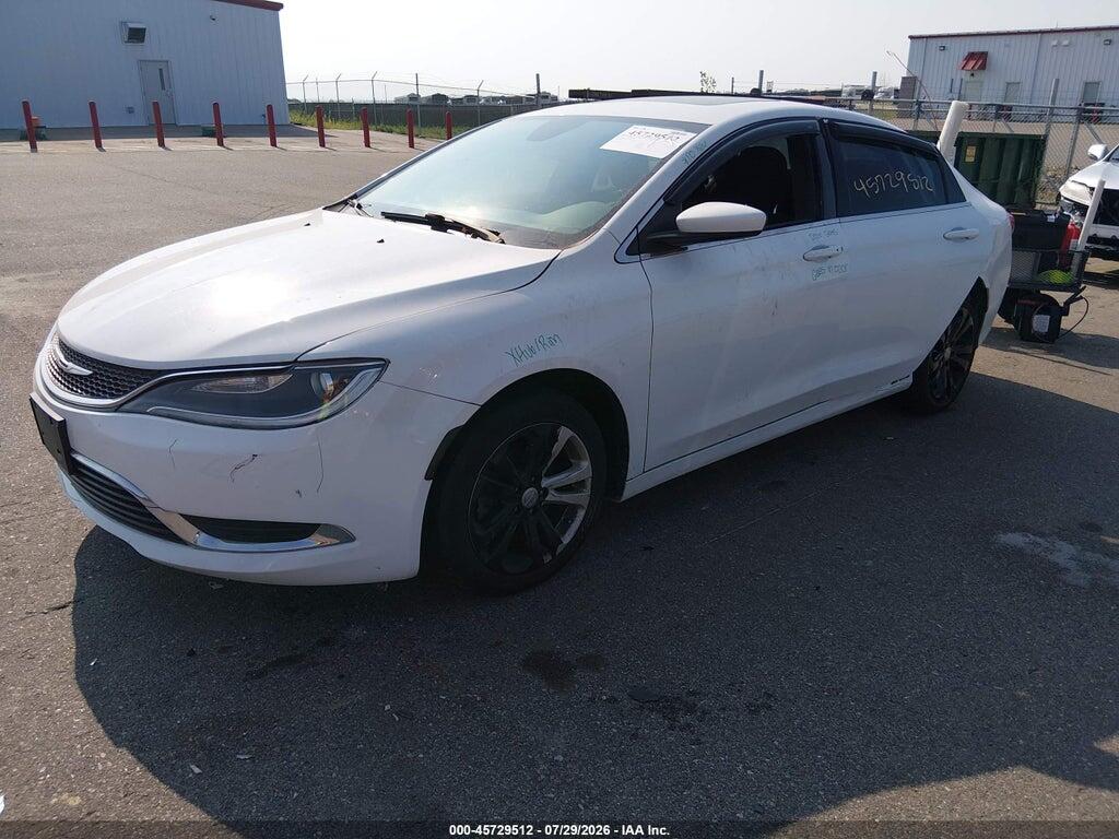 1C3CCCAB5FN600731 2015 CHRYSLER 200 photo no. 2