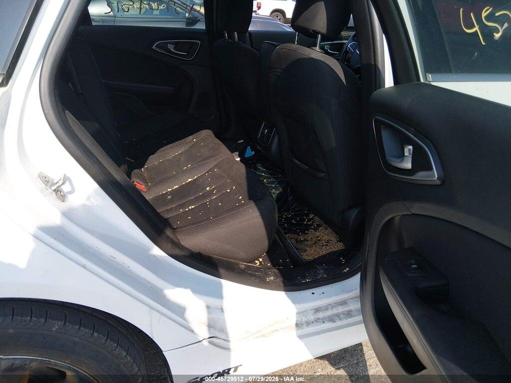 1C3CCCAB5FN600731 2015 CHRYSLER 200 photo no. 8