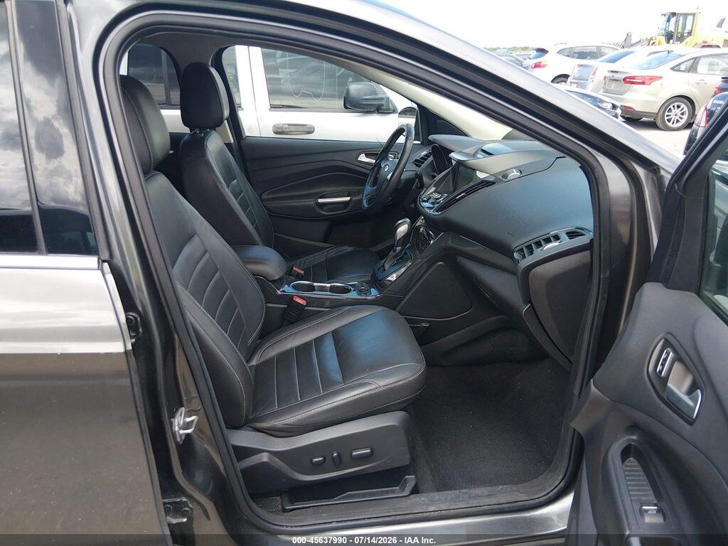 1FMCU0JX2GUA64679 2016 FORD ESCAPE photo no. 5