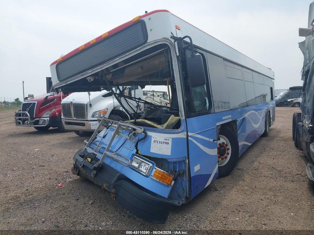 15GGB271791176837 2009 GILLIG TRANSIT BUS photo no. 2