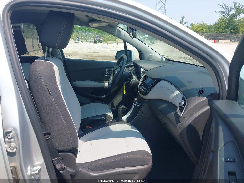 3GNCJKSB5LL209902 2020 CHEVROLET TRAX photo no. 5